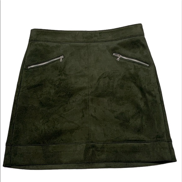 LOFT Dresses & Skirts - Loft Olive Green Suede Skirt Size 6
